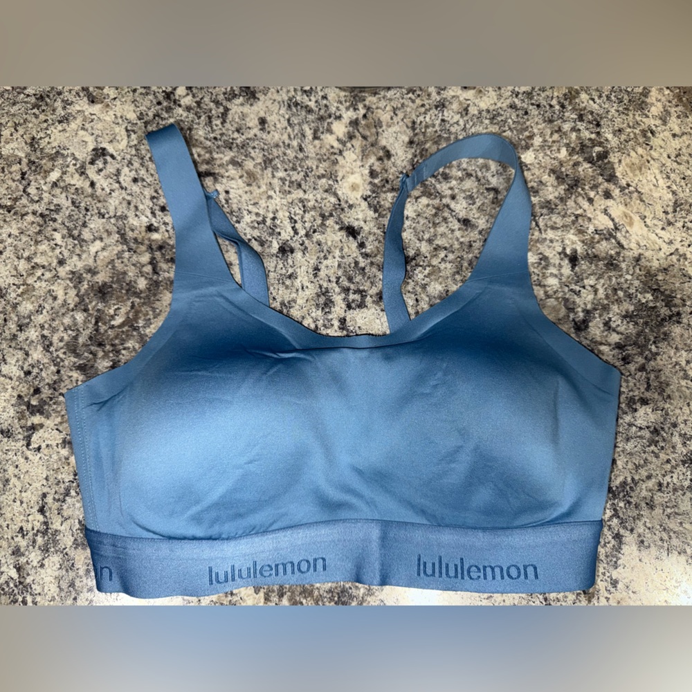 lululemon athletica Blue Fine Form Bra